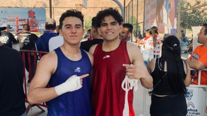 Boxeadores juveniles de Chihuahua durante una competencia nacional